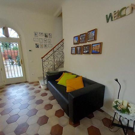 B&B Villino Luschi Pisa Centro Eksteriør bilde